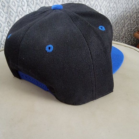 Pokémon Go Team Mystic Embroidered Snapback Cap - Picture 3 of 4